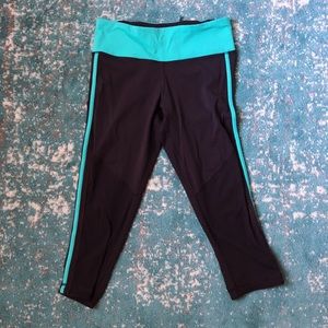 ! Sold ! Cropped Lululemon leggings